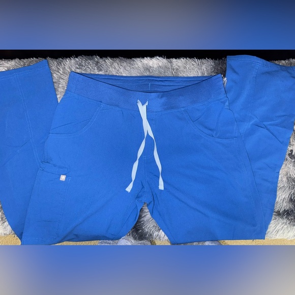 FIGS Kade Scrub Pants - Picture 6 of 8